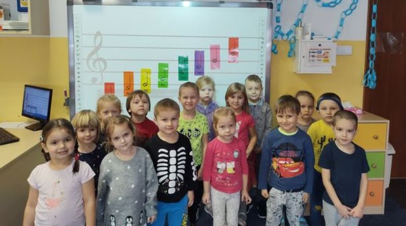 dzieci z Gminnego Przedszkola w Buczku
